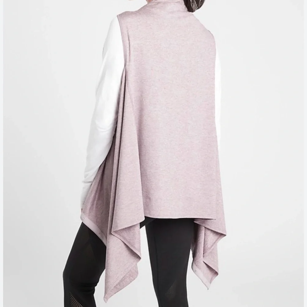 Athleta Om Wrap in Powervita Mauve One Size Scarf Vest